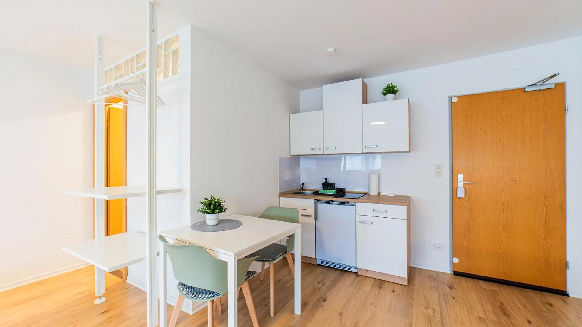 Modern Und Renoviert Apartment Nuremberg